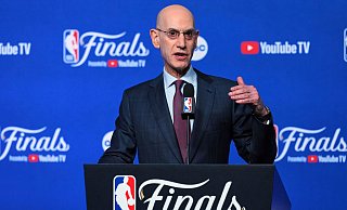 NBA-Boss Adam Silver möchte mit der NBA in Europa mit einer eigenen Liga präsenter werden. - Nate Billings/AP/dpa