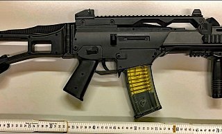 Eine der Softair-Waffen. - Polizei Bielefeld