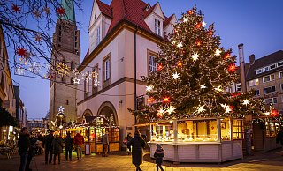 Der Bielefeld Weihnachtsmarkt findet statt - das alleine ist schon eine positive Nachricht. Deutschlands Schausteller sprechen bundesweit allerdings von einem "finanziellen Desaster". - Sarah Jonek