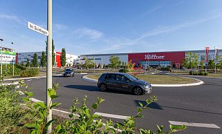 Die SPD-Fraktion fragte auch, ob die Eröffnung von Höffner zu mehr Straßenverkehr in der Straße "Im Quinhagen" führte. - Niklas Tüns