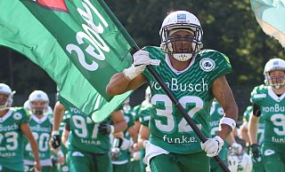 Blicken nach vorn: Die Bielefeld Bulldogs streben der neuen Saison mit großen Schritten entgegen. - zarnke
