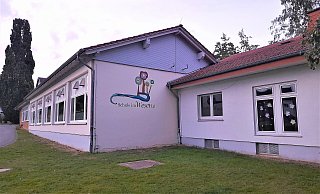 Die Grundschule im Wesertal in Albaxen soll als nächstes ausgebaut werden, um den Bedarf an OGS-Plätzen zu erfüllen. Ganz so schnell geht das allerdings wohl nicht. - Simone Flörke