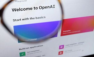 Mit einem eigenen Browser will OpenAI ChatGPT stärker bei der Nutzung von Websites etablieren. (Archivbild) - Karl-Josef Hildenbrand/dpa