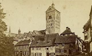 Dieses Foto vom Paderborner Dom ist rund 150 Jahre alt. - Friedrich Hundt/Stadt- und Kreisarchiv Paderborn