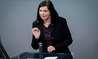 Katrin Göring-Eckardt, Fraktionsvorsitzende von Bündnis 90/Die Grünen, spricht im Bundestag. - Foto: Kay Nietfeld/dpa