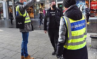 Die Kontrollen sind manchmal für beide Seiten anstrengend. - Symbolfoto: Barbra Franke