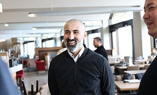 Ibrahim Hamad ist seit einem Jahr Pächter das Denkmalrestaurants. Die Aufnahme entstand wenige Wochen vor der Eröffnung. - Alex Lehn