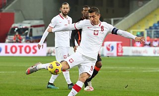 Bayerns Stürmerstar Robert Lewandowski geht bei der EM für Polen auf Torejagd. - Foto: Czarek Sokolowski/AP/dpa