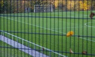 Wegen den Corona-Beschränkungen herrscht auf den Fußballplätzen in der Region aktuell Stillstand. - Symbolbild Noah Wedel