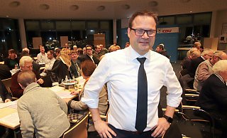 Geschafft: Die Mehrheit der CDU-Mitglieder kürte Lars Bökenkröger auf der Stadtverbandsversammlung zum Bürgermeister-Kandidaten. - Jörg Stuke