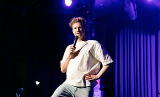 «Ich mag unkorrekte Witze», sagt Mockridge. - Michael Baumgartner/Kito/dpa