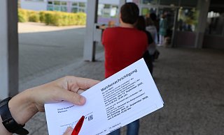 Bei der Kommunalwahl in der Paderborner Kernstadt hieß es zeitweise Schlangestehen für die Wähler. - Holger Kosbab