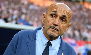 Sucht noch nach der gewinnbringenden Identität bei den Azzurri: Nationaltrainer Luciano Spalletti. - Robert Michael/dpa