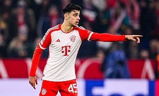 Bayerns Aleksandar Pavlovic wäre auch für Serbien spielberechtigt. - Tom Weller/dpa