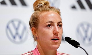 Carolin Simon steht erstmals nach ihrem Kreuzbandriss wieder im Kader des FC Bayern München. - Daniel Löb/dpa