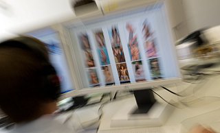 Der Angeklagte hatte zunächst über eine Sex-Dating-Seite mit der 29-Jährigen Kontakt aufgenommen. - Verwendung weltweit