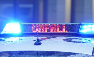 Auf der A5 in Baden-Württemnberg ist es infolge von heftigen Regen und Hagel zu zahlreichen Unfällen gekommen. - Marcus Brandt/dpa