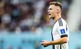 Kann sowohl im Mittelfeldzentrum als auch auf der Außenverteidigerposition eingesetzt werden: Joshua Kimmich. - Tom Weller/dpa