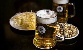 Der Verstoß kostet der Kneipe 2.000 Euro plus Gebühren. - Pixabay