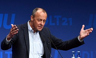 Friedrich Merz hat SPD, Grünen und FDP Anerkennung für ihr Sondierungspapier ausgesprochen: «Sie haben, wie ich finde, ein beachtliches Papier vorgelegt». - Foto: Bernd Thissen/dpa