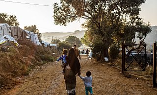 Die Männer sollten laut Anklage Teil einer Schleusermafia gewesen sein, die über die Route Türkei-Griechenland-Italien irakische Staatsbürger gegen Zahlung hoher Summen nach Deutschland brachte. Symbolfoto: Angelos Tzortzinis/dpa - (c) Copyright 2019, dpa (www.dpa.de). Alle Rechte vorbehalten