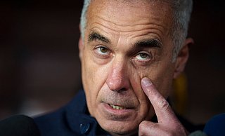 Das Verfassungsgericht Rumäniens könnte die Wahl des rechtsextremen Putin-Freunds Calin Georgescu zum Staatspräsidenten verhindern. (Archivbild) - Vadim Ghirda/AP