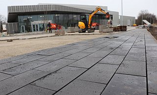 Die neue Stadthalle soll am 8. Februar eröffnet werden. - Marion Pokorra-Brockschmidt