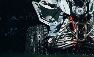 Der Mann mit dem Quad wollte einen Traktor überholen und sah dabei den entgegenkommenden Verkehr zu spät. - Symbolfoto: unsplash
