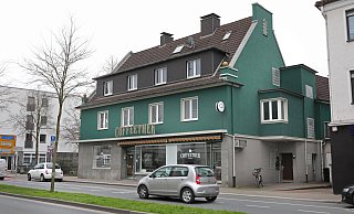 Das Haus an der Rennstraße gilt als renovierungsbedürftig. - Frank-Michael Kiel-Steinkamp