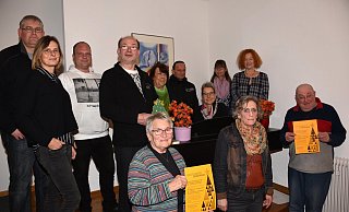 Mit der Hilfe von vielen ehrenamtlichen Helferinnen und Helfern wird daher auch in diesem Jahr zum 18. Mal eine Weihnachtsfeier angeboten. - Thomas Kube
