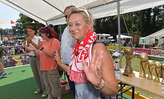 Soll mit dem ersten Vorstandsbeschluss unzufrieden gewesen sein: Sabine Röhrs, Vorsitzende des GTV, wird in einem Schreiben von der zurückgetretenen Gabi Neumann (2.v.l.) attackiert. - Jens Dünhölter