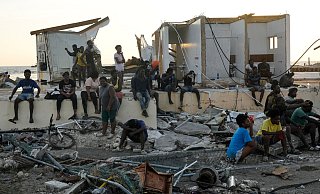 Die auch bei Touristen beliebte Ortschaft Black River, die im 17. Jahrhundert gegründet wurde, ist komplett zerstört. - Matias Delacroix/AP/dpa