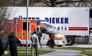 Ein 34-jähriger Tönnies-Mitarbeiter ist am Freitag nach einer Messer-Attacke im Krankenhaus gestorben. Noch am gleichen Tag wurde sein Leichnam obduziert. - picture alliance/dpa