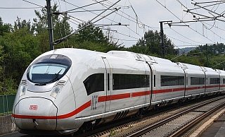 Von Bielefeld nach Hannover in 30 Minuten? Mit einer neuen Schnelltrasse quer durch OWL soll das möglich werden. - pixabay (Symbolbild)