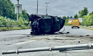 So wüst sah es auf dem Ostwestfalendamm nach dem Crash aus. - Mike-Dennis Müller