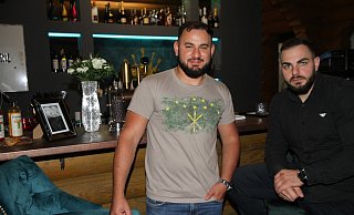 Laden in den Zarenhof ein: Inhaber Hakob Grigoryan (r.) und Geschäftsführer Ruslan Zhurtov. - Johannes Büttner