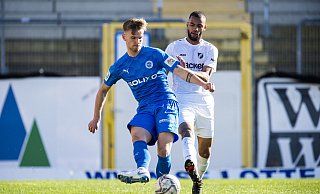 Torschütze zum 1:0: Der Treffer von Yassin Ibrahim (r.) reichte Rödinghausen in Lotte aber nicht zum Sieg. - Noah Wedel