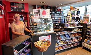 Tankstellen-Pächterin Manuela Train wundert sich über die Gewalttätigkeit der jungen Täter. - Frank-Michael Kiel-Steinkamp