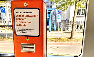 Die Bielefelder Ticket-Entwerter werden Ende November 2025 ausgemustert. Künftig gibt es auch nichts mehr zu stempeln. - Eike J. Horstmann