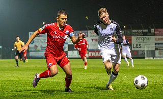 Torgarant: Rödinghausens Eduard Probst (r.), hier im Heimspiel gegen Paderborn. - Joel Beinke