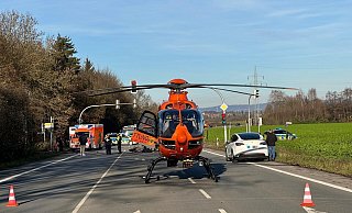 Rettungshubschrauber Christoph 13 ist zu einem schweren Motorradunfall in Enger ausgeflogen. - Claus Frickemeier
