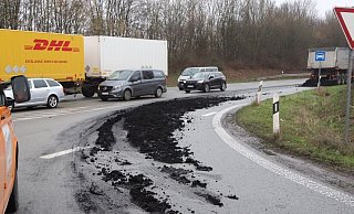 Der Fahrer wollte mit der Ladung aus Paderborn zur MVA in Heepen. - Charlotte Mahncke