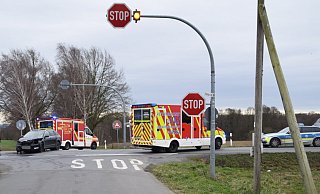 Die Fahrzeuge waren nicht mehr fahrbereit und mussten abgeschleppt werden. - Polizei