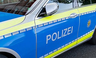 Die Polizei sucht Zeugen einer Unfallflucht - Symbolfoto: Pixabay