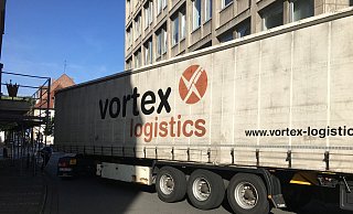 Konnte nicht weiterfahren: Ein litauischer Lkw. - Wolfgang Rudolf