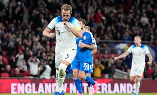 Harry Kane traf beim Sieg der Engländer gegen Italien doppelt. - Frank Augstein/AP/dpa
