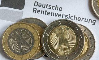 Die Bundesregierung verschiebt die Entscheidung über die geplante Rentenerhöhung. - Fernando Gutierrez-Juarez/dpa