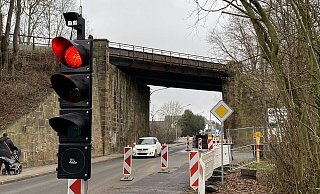 Der Abriss der Brücke über die Koblenzer Straße ist für Ende des Jahres geplant. - Dirk Windmöller