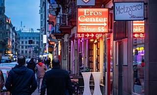 Die Einschätzungen, wie hoch die Nachfrage von Sexarbeitenden in EM-Spielstätten steigen wird, varriert. - Frank Rumpenhorst/dpa