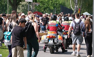 Die Motorradstaffel der Johanniter Unfallhilfe war 2024 auf der Rehmer Insel präsent. - Ulf Hanke